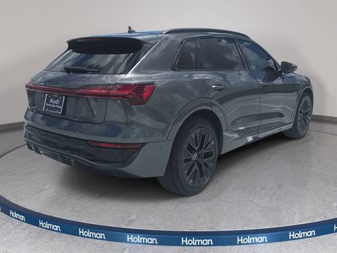 Used 2024 Audi Q8 e-tron Prestige w/ Prestige Package AWD/4WD image 6