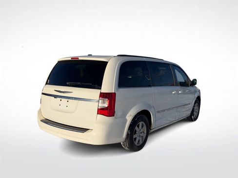 Used 2012 Chrysler Town & Country Touring w/ Entertainment Group #1 image 9