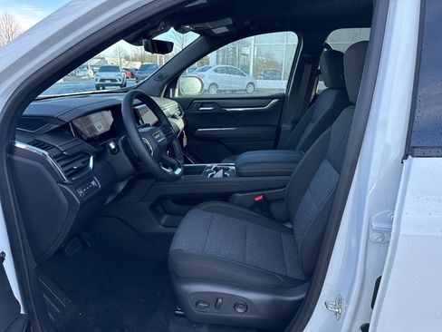 New 2026 GMC Acadia Elevation image 9