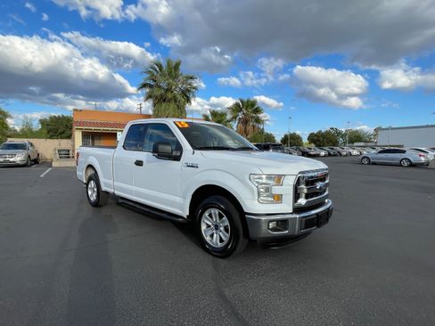 Used 2015 Ford F150 XLT w/ Equipment Group 301A Mid image 7
