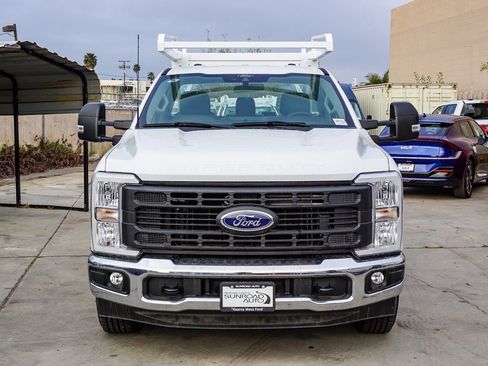 New 2024 Ford F250 XL w/ XL Chrome Package image 2