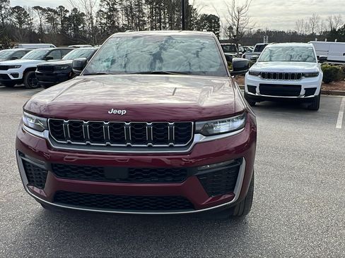 New 2026 Jeep Grand Cherokee Limited image 3