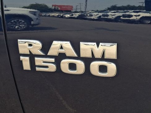Used 2014 RAM 1500 Express AWD/4WD image 32