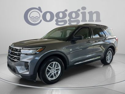 Used 2025 Ford Explorer Active w/ Active Comfort Package