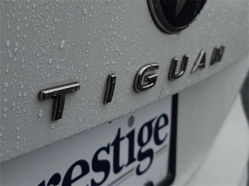 Certified 2022 Volkswagen Tiguan S image 30