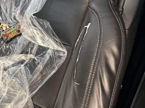 Used 2020 Ford Explorer XLT w/ Equipment Group 202A image 13