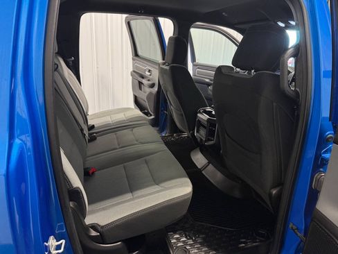 Used 2022 RAM 1500 Big Horn AWD/4WD image 23