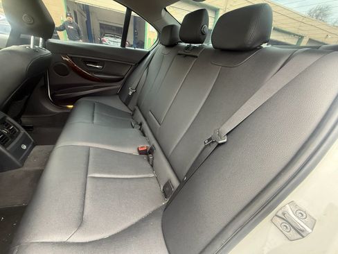 Used 2014 BMW 328i xDrive Sedan AWD/4WD image 19