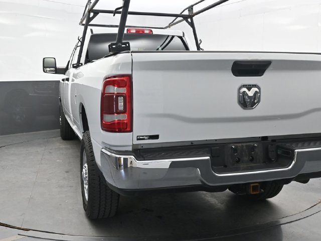 Used 2024 RAM 2500 Tradesman w/ Chrome Appearance Group AWD/4WD image 5