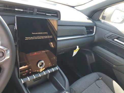 New 2026 GMC Terrain Elevation FWD image 26