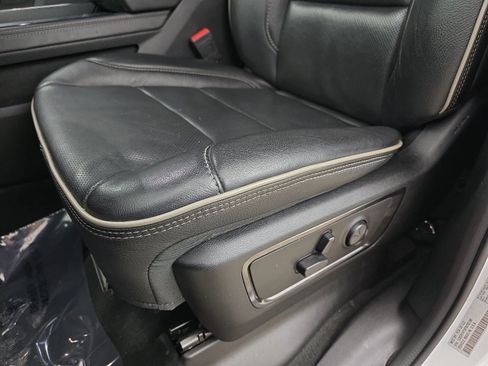 Used 2023 RAM 1500 Limited w/ Night Edition AWD/4WD image 25