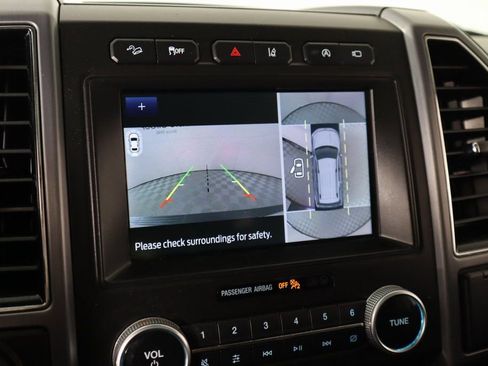 Used 2021 Ford Expedition Platinum AWD/4WD image 6