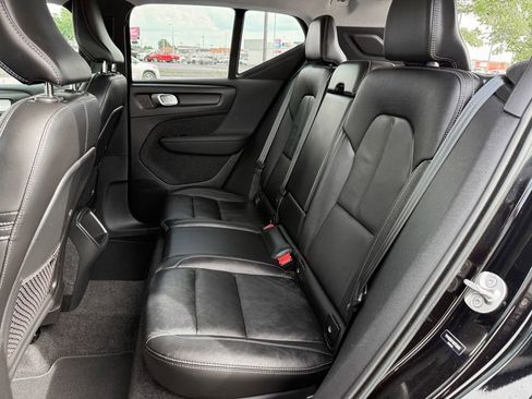 Used 2022 Volvo XC40 T5 Momentum AWD/4WD image 20