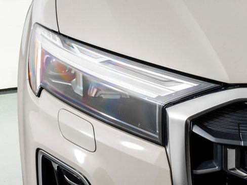 Used 2025 Audi SQ7 Premium Plus image 22