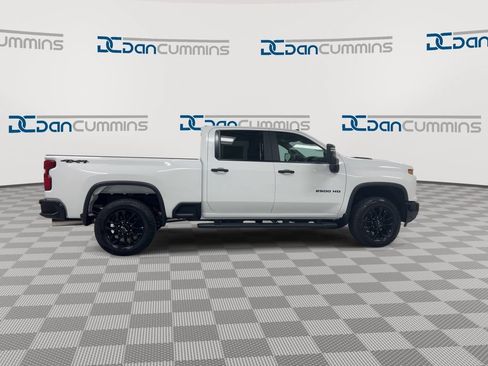 New 2026 Chevrolet Silverado 2500 Custom w/ Custom Value Package AWD/4WD image 9