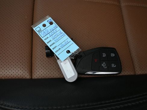 Used 2025 Chevrolet Silverado 1500 High Country w/ Technology Package image 31