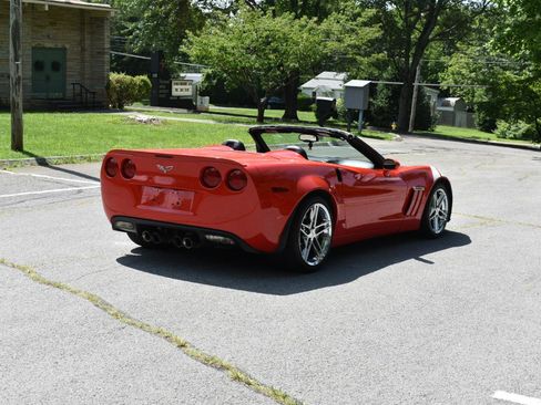 Used 2010 Chevrolet Corvette Grand Sport w/ Preferred Equipment Group RWD image 7