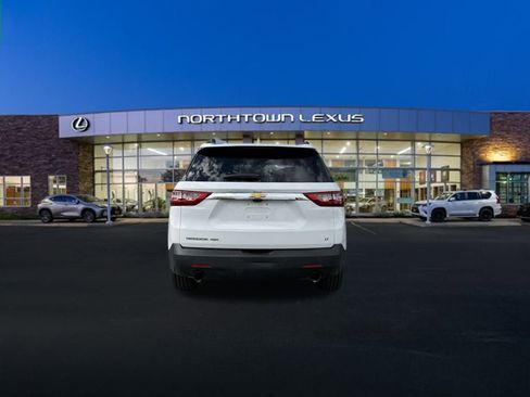 Used 2019 Chevrolet Traverse LT w/ LT Premium Package image 21