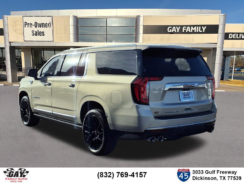 Used 2022 GMC Yukon XL Denali w/ Denali Premium Package AWD/4WD image 2