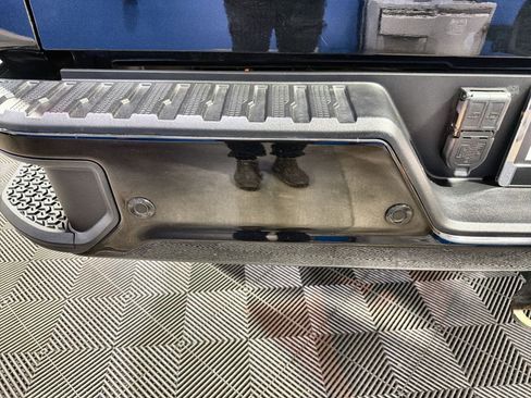 Used 2024 GMC Sierra 2500 Denali w/ Denali Reserve Package image 20