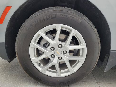 Used 2023 Chevrolet Equinox LS w/ LS Convenience Package FWD image 31