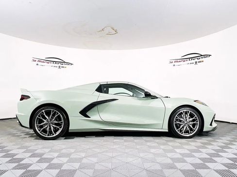 Used 2024 Chevrolet Corvette Stingray Premium Conv w/ Z51 Performance Package image 9