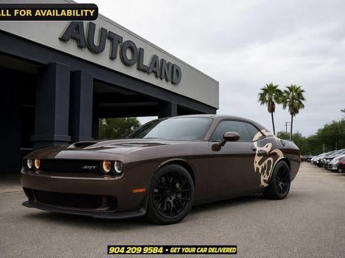 Used 2016 Dodge Challenger SRT Hellcat RWD image 1