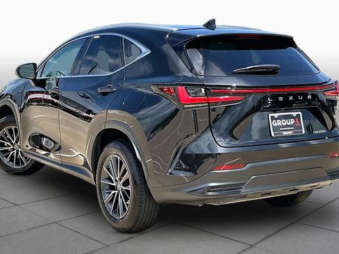 Used 2025 Lexus NX 250 FWD w/ Premium Package image 12