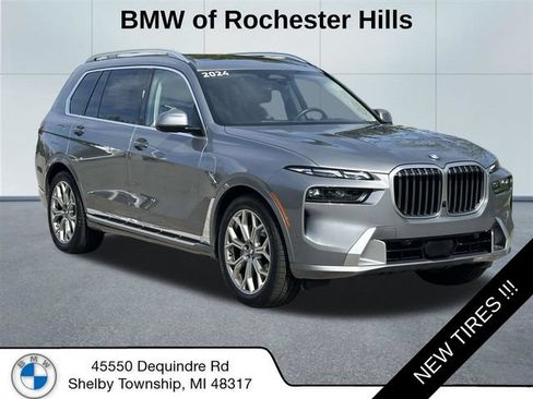 Used 2024 BMW X7 xDrive40i w/ Premium Package AWD/4WD image 1