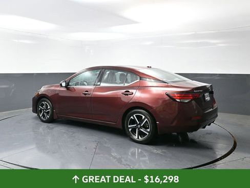 Used 2024 Nissan Sentra SV image 12