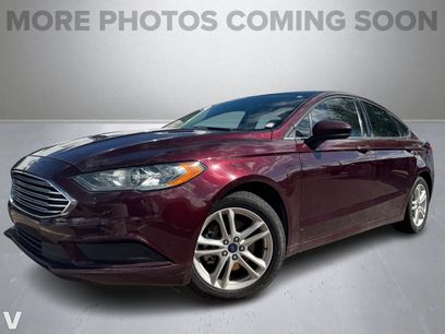 Used 2018 Ford Fusion SE w/ Fusion SE Technology Package