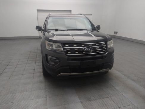 Used 2016 Ford Explorer XLT w/ Equipment Group 202A AWD/4WD image 14