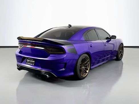 Used 2018 Dodge Charger R/T image 7