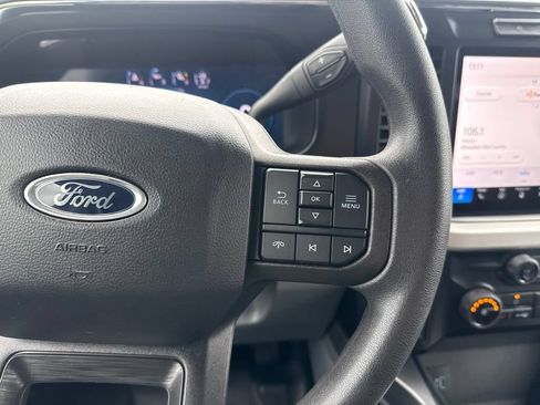 Used 2024 Ford F250 XLT w/ Black Appearance Package AWD/4WD image 24