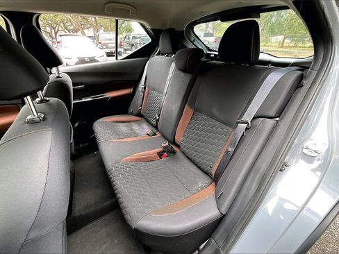 Used 2023 Nissan Kicks SR image 19