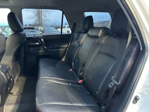 Used 2022 Toyota 4Runner TRD Off-Road Premium image 10