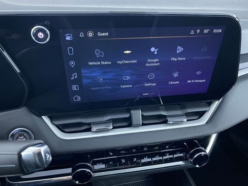 New 2026 Chevrolet Equinox LT w/ Convenience Package II FWD image 5