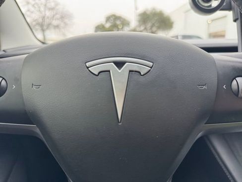 Used 2022 Tesla Model 3 Long Range image 7