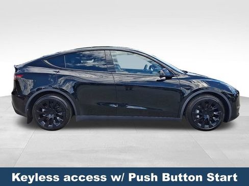 Used 2021 Tesla Model Y Long Range AWD/4WD image 9