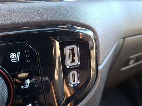 Used 2025 Chevrolet Silverado 1500 ZR2 w/ Technology Package image 27