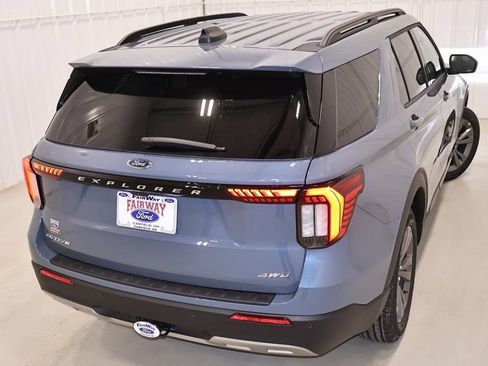 New 2026 Ford Explorer Active w/ Active Comfort Package AWD/4WD image 38