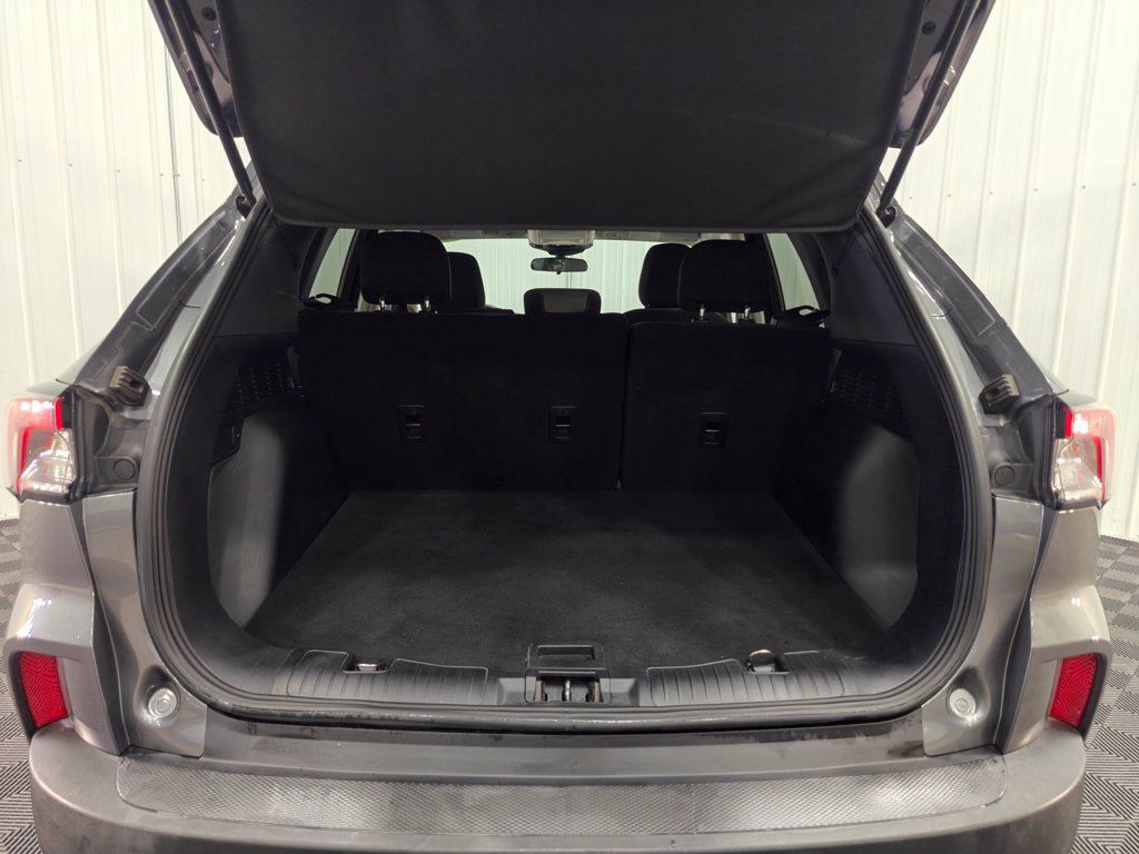 Used 2022 Ford Escape SE AWD/4WD image 27