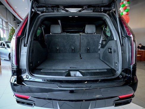 Used 2022 Cadillac Escalade ESV Sport image 25