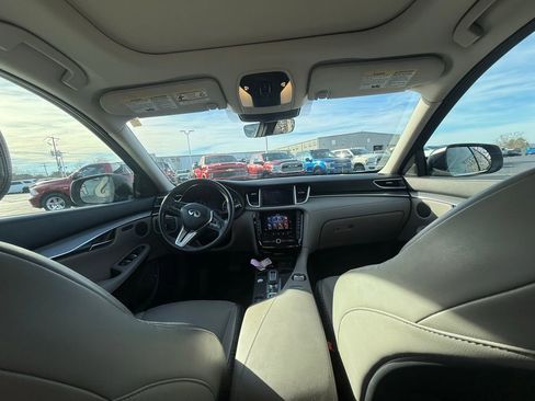 Used 2023 INFINITI QX50 Luxe image 12