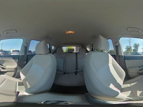 Used 2025 Kia Soul LX w/ LX Technology Package image 40