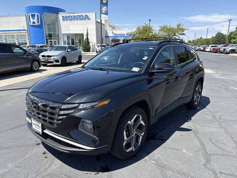 Used 2022 Hyundai Tucson SEL w/ Convenience + Premium Package AWD/4WD image 2