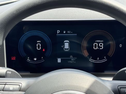 Used 2025 Hyundai Tucson SEL image 16