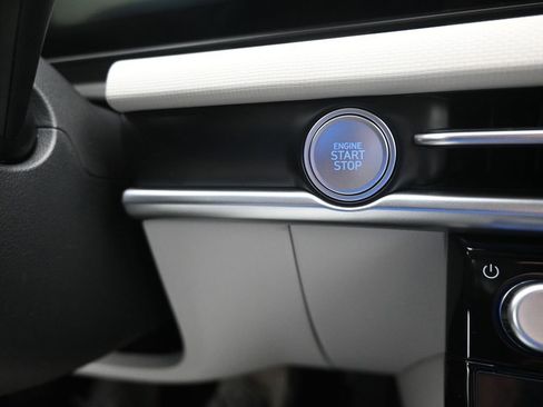 Used 2025 Hyundai Tucson SEL image 24