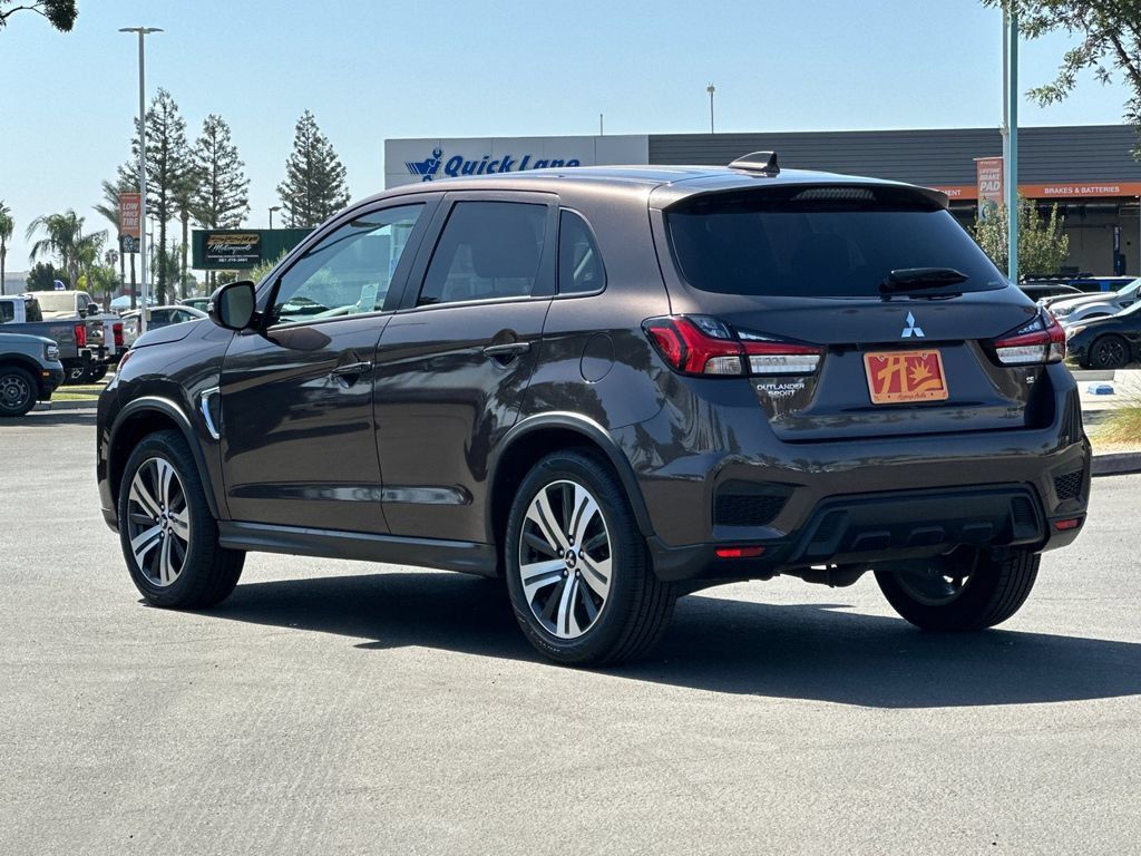 Used 2024 Mitsubishi Outlander Sport AWD image 3