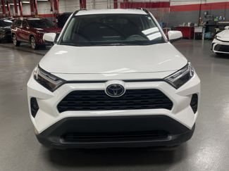 Used 2025 Toyota RAV4 XLE video 3